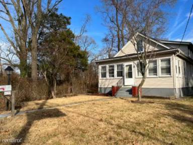 Main picture of 1799 Delsea Dr