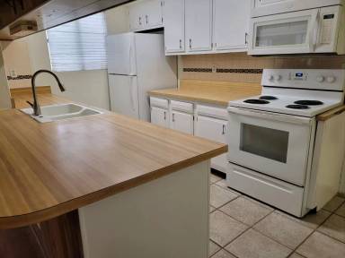 Main picture of 9100 Lagrima de Oro Rd NE
