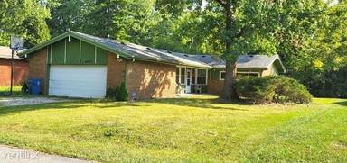 Main picture of 4913 Victoria Rd