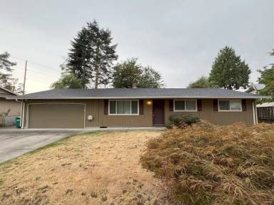 Main picture of 12087 SE Lamplighter Ave