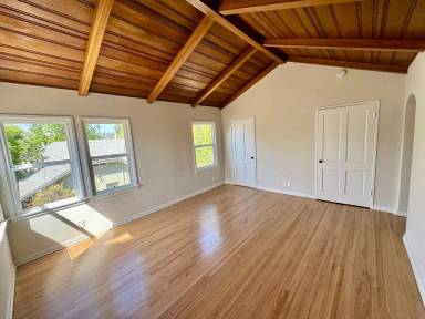 Main picture of 3363 Madera Ave