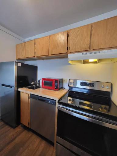 Main picture of 110 S Park Ave