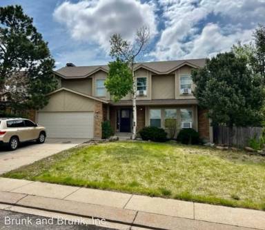 Main picture of 7815 Conifer Dr