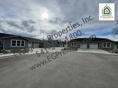 Main picture of Evergreen Manor