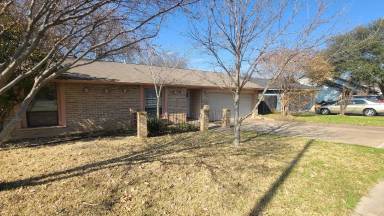 Main picture of 13112 Lamplight Village Ave