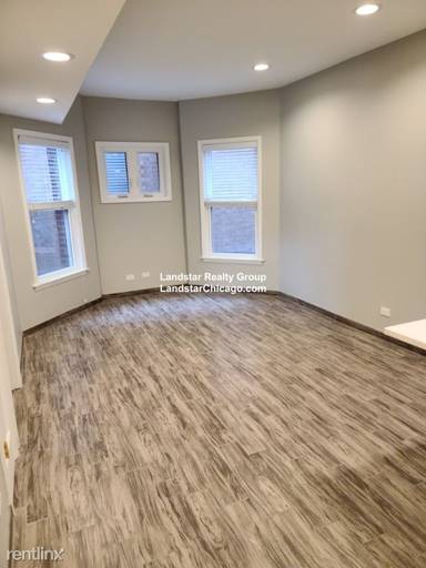 Main picture of 702-06 W Barry Ave