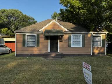 Main picture of 851 Homer St
