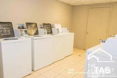 Main picture of 5054 N Winthrop Ave