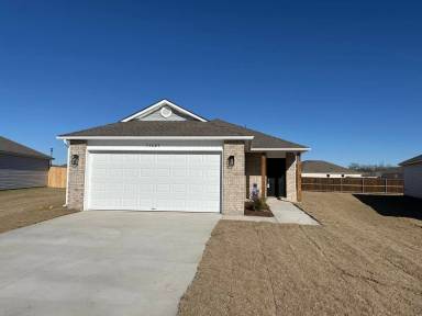 Main picture of 11607 S 274th East Pl