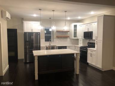 Main picture of 21 Leigh Ave