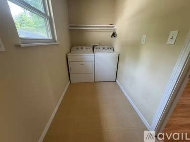 Main picture of 816 W Gold Dust Dr
