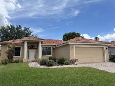 Main picture of 405 Caraway Dr