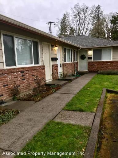 Main picture of 5705 SW Tucker Ave