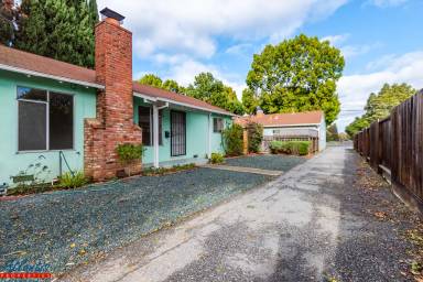 Main picture of 232-34 W California Ave