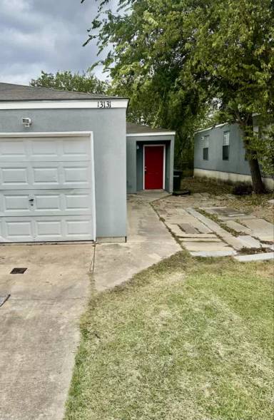 Main picture of 13131 Independence Ave