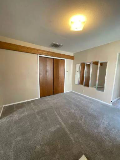 Main picture of 821 Market St