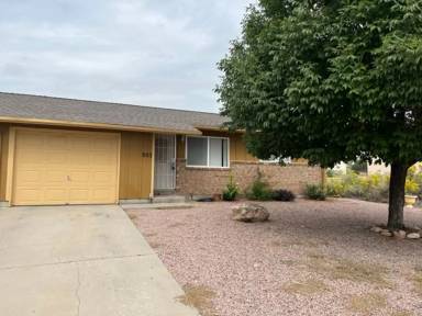 Main picture of 923 S Harmony Dr