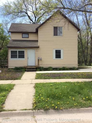 Main picture of 717 1/2 Depot St