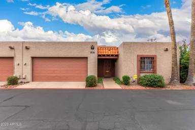 Main picture of 1207 E Encantada Pl