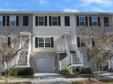 Main picture of 305 Laurel Oak Ln