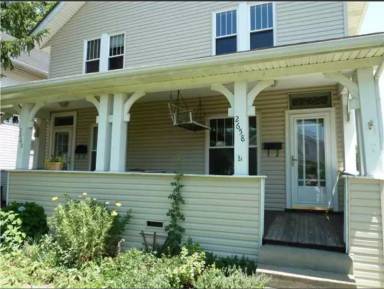 Main picture of 2658 Deming Ave