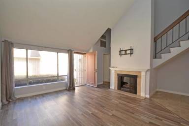 Main picture of 3346 Elm Ave