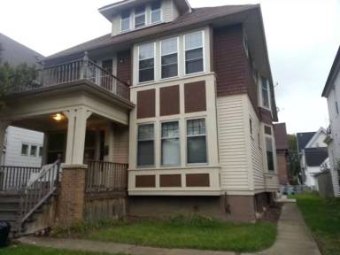 Main picture of 2924 N Maryland Ave