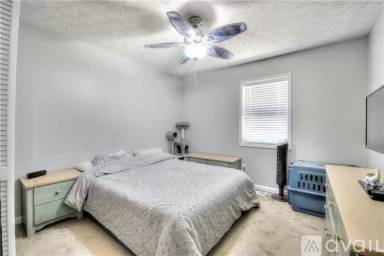 Main picture of 5560 Deerfield Pl NW