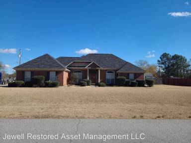 Main picture of 8 Ridgebrook Dr