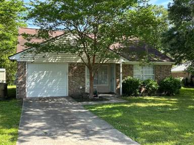 Main picture of 815 Osprey Dr