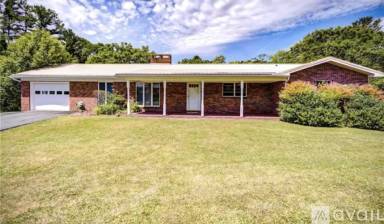 Main picture of 117 Highland Park Ln