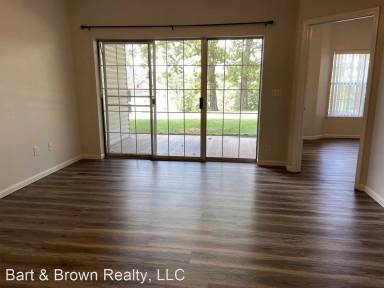 Main picture of 835 Fairview St