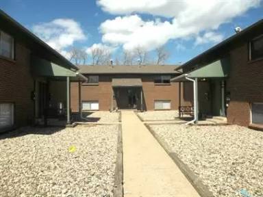 Main picture of 926 James Ct