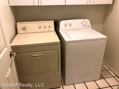 Main picture of 2429 Avenida Familia