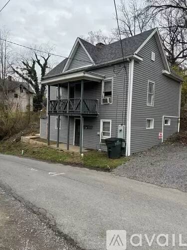Main picture of 60 Mason St