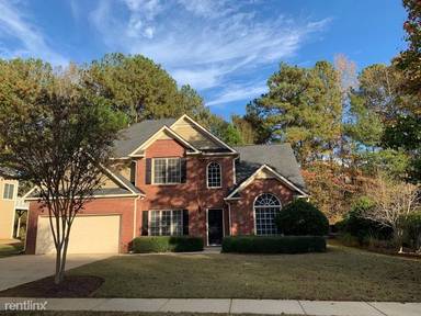 Main picture of 3075 Kings Dr NW