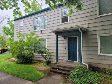 Main picture of 482 E 16th Ave