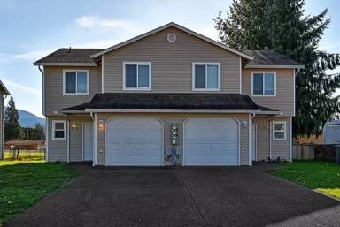 Main picture of 734 Date Ave