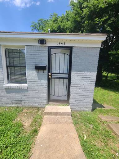 Main picture of 1443 Hemlock St