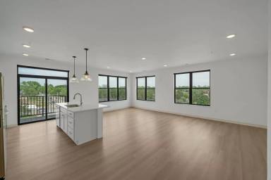 Main picture of 1148 63rd St