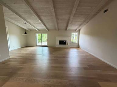 Main picture of 632 Hillside Dr