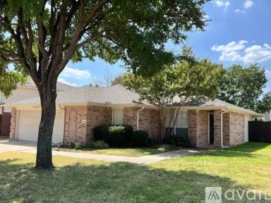 Main picture of 909 Austin Ln