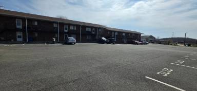 Main picture of 215 Ingram Dr