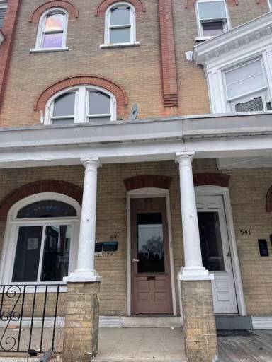 Main picture of 543 W Washington St