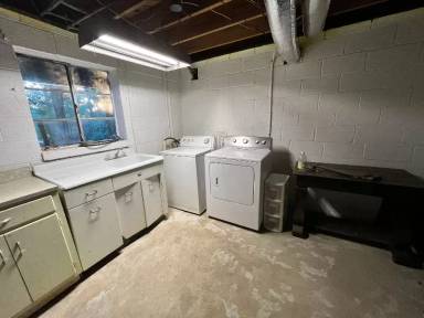 Main picture of 412 Maple St