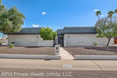 Main picture of 6547 E Voltaire Ave