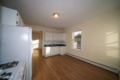 Main picture of 359 Market St