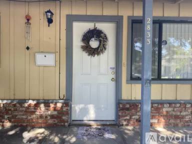 Main picture of 2833 Levon Ave
