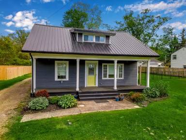 Main picture of 9223 Lakeside Rd