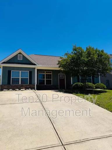 Main picture of 7 Vineyard Dr